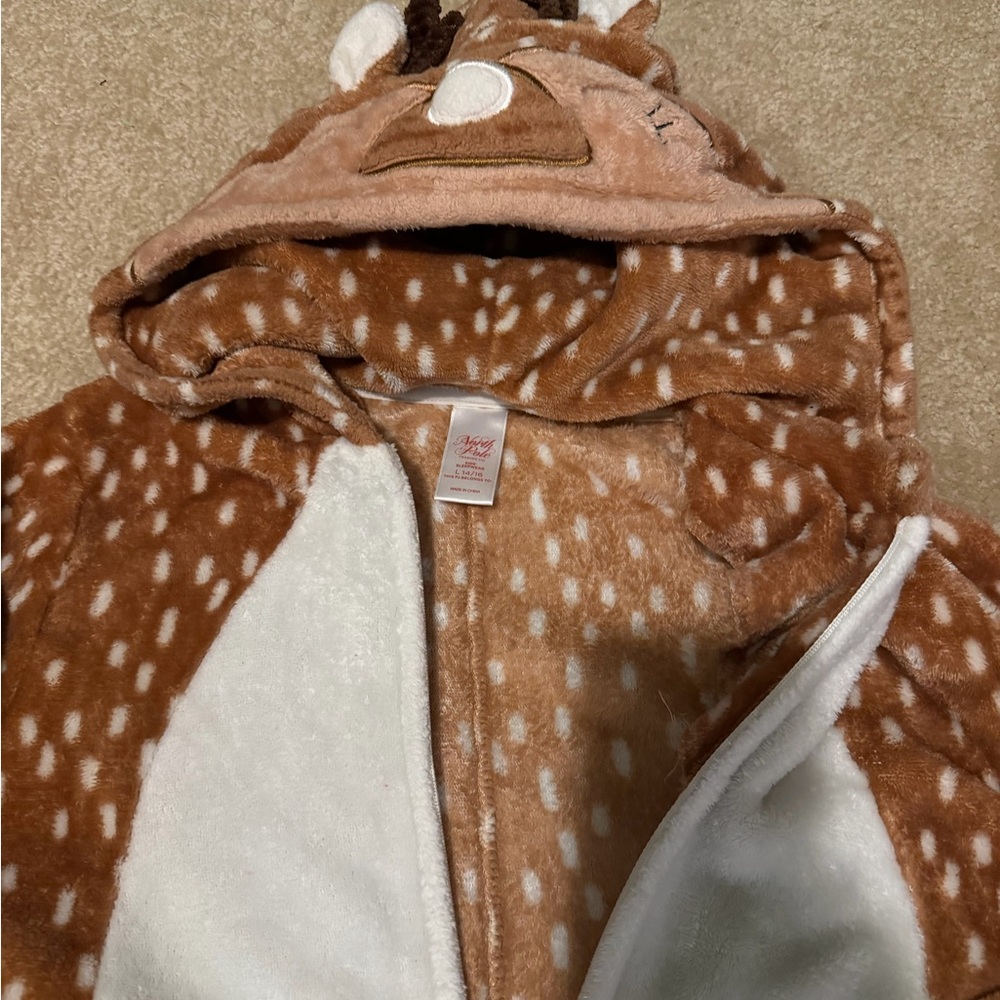 Reindeer full body zip pajamas size youth large 14/16